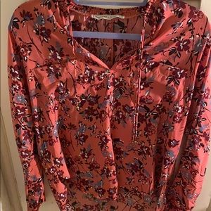 Abercrombie & Fitch long sleeve floral blouse